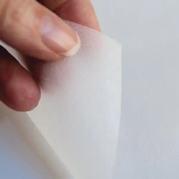 Cola termoadhesiva para el sellado de puntadas THERMOSEAL de la marca GUNOLD, en rollos