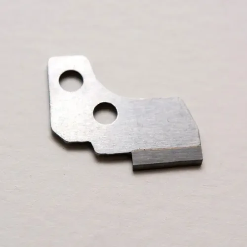 Cuchilla inferior, para remalladora doméstica Elna 0016