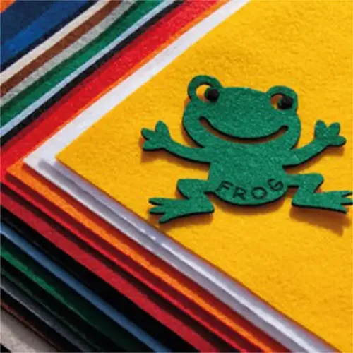 Fieltro de varios gramajes y amplia variedad de colores