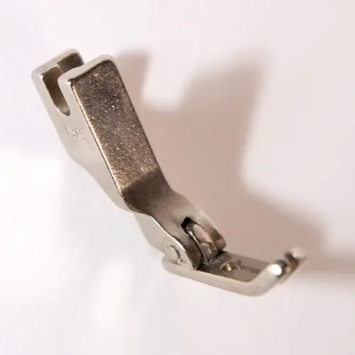 Prensatelas para cremalleras con puntas normales