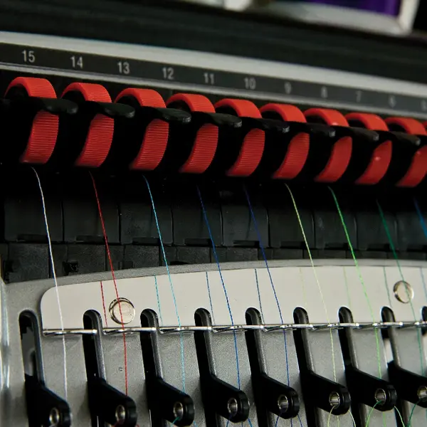 Bordadora industrial Amaya XTS de la marca Melco