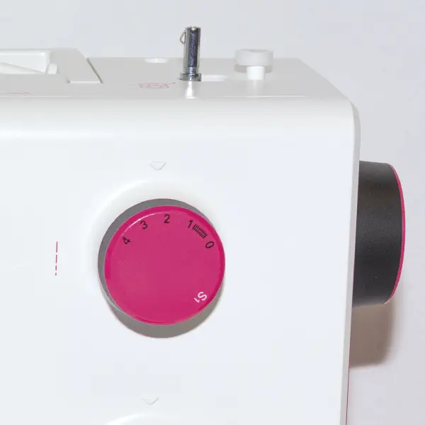 Máquina de coser doméstica Smarter by PFAFF 160S