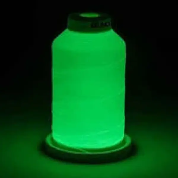 Hilo luminoso GLOWY/FLUOR para bordar de Gunold