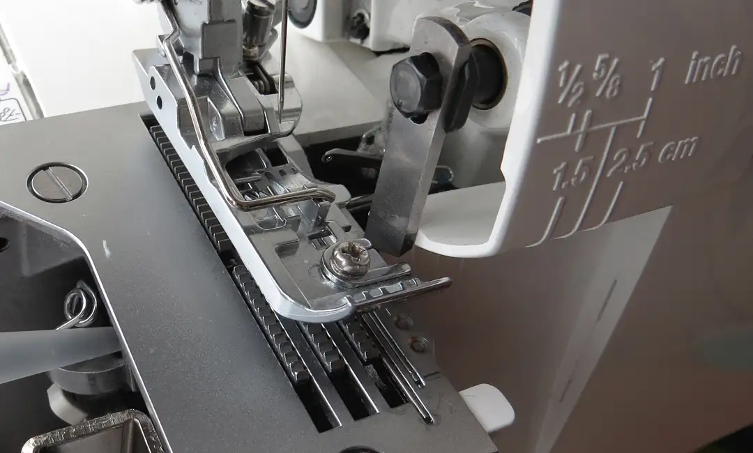 Cuchillas. Repuestos y recambios para máquinas de coser y bordar industriales Cuchillas. Repuestos y recambios para máquinas de coser y bordar industriales